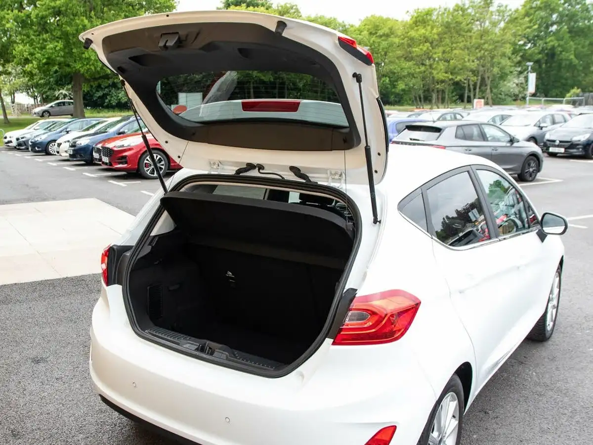 2019-ford-fiesta-10t-titanium-125ps-5d-big-32