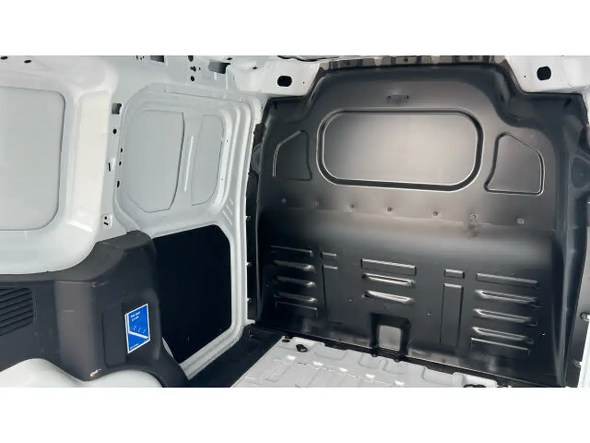 2024-ford-transit-courier-15tdci-leader-100pseu6d-big-15