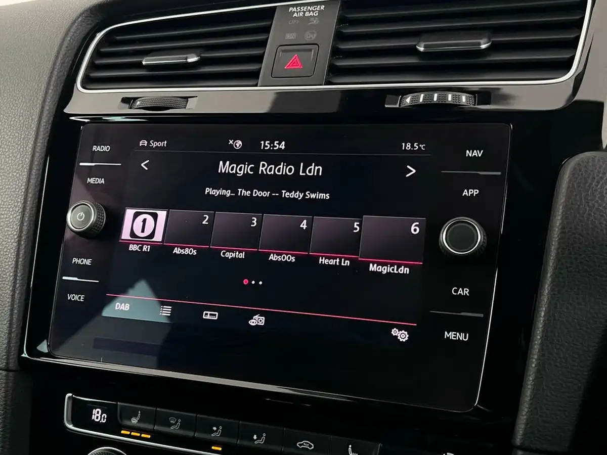 2019-volkswagen-golf-20-tsi-gti-performance-5d-dsg-big-34