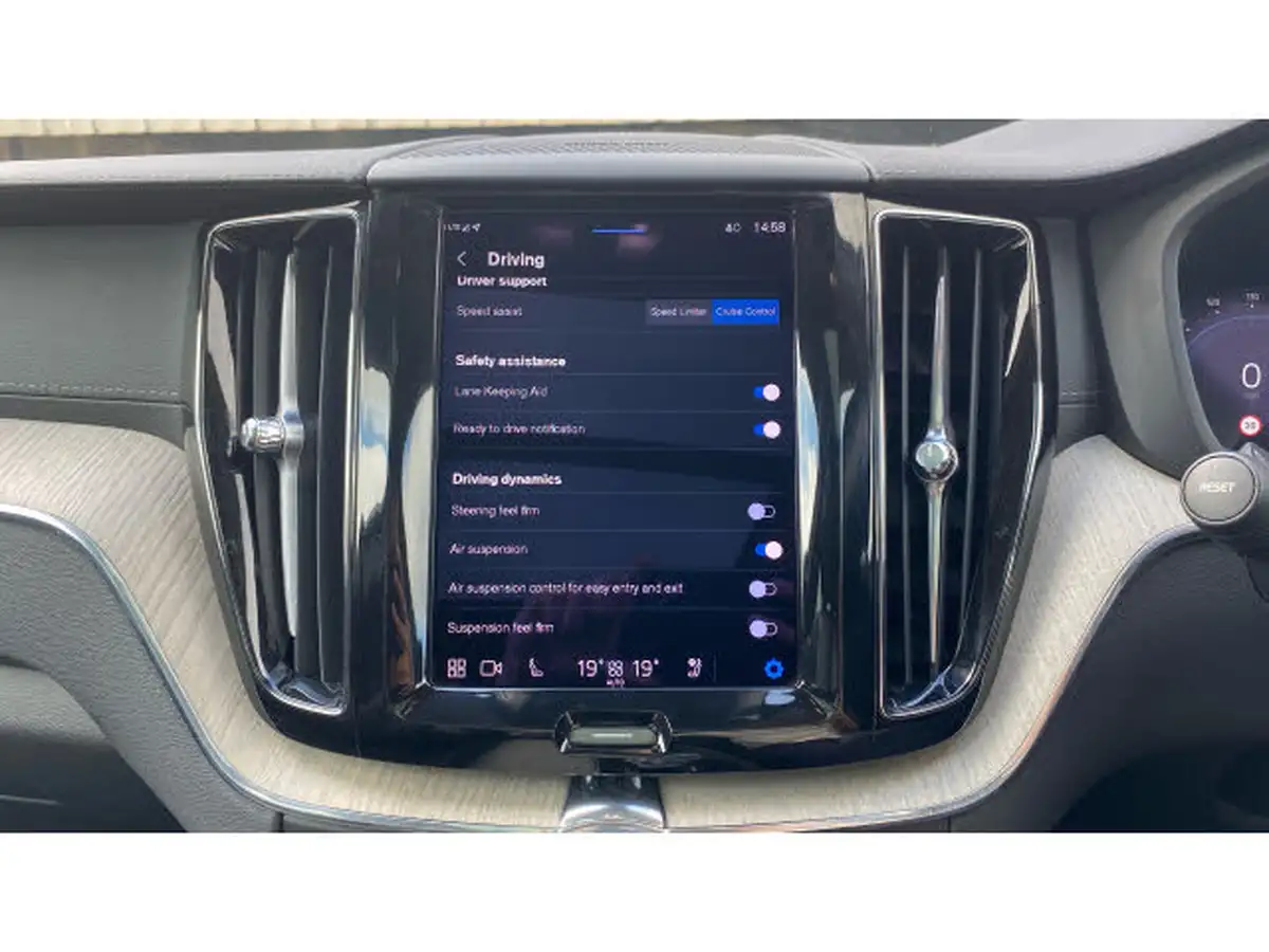 2021-volvo-xc60-20td-b4-inscription-pro-awd-big-33