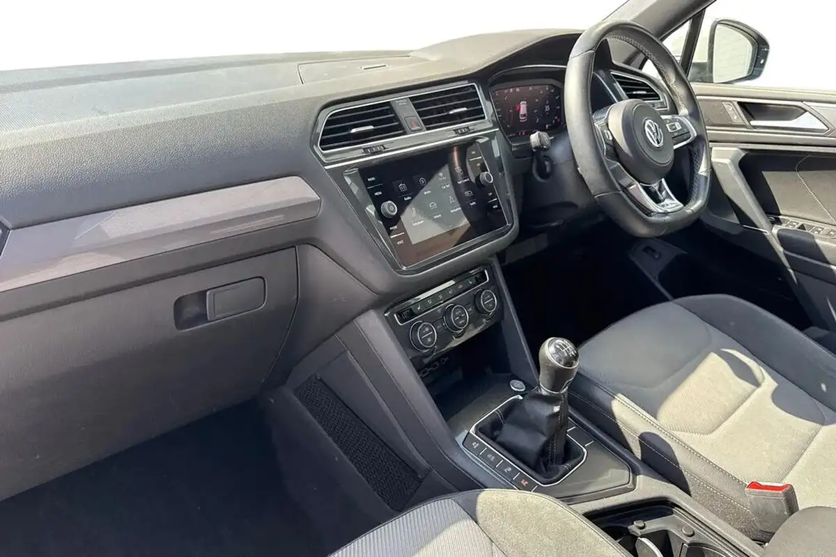 2020-volkswagen-tiguan-allspace-20tdi-r-line-tech-150ps-big-14