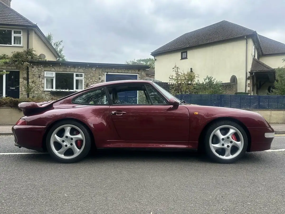 1996-porsche-911-36-turbo-big-2