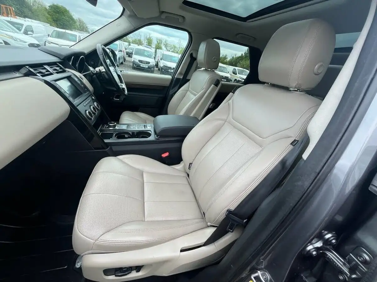 2017-land-rover-discovery-30td6-se-259ps-awd-station-wagon-5d-auto-big-13