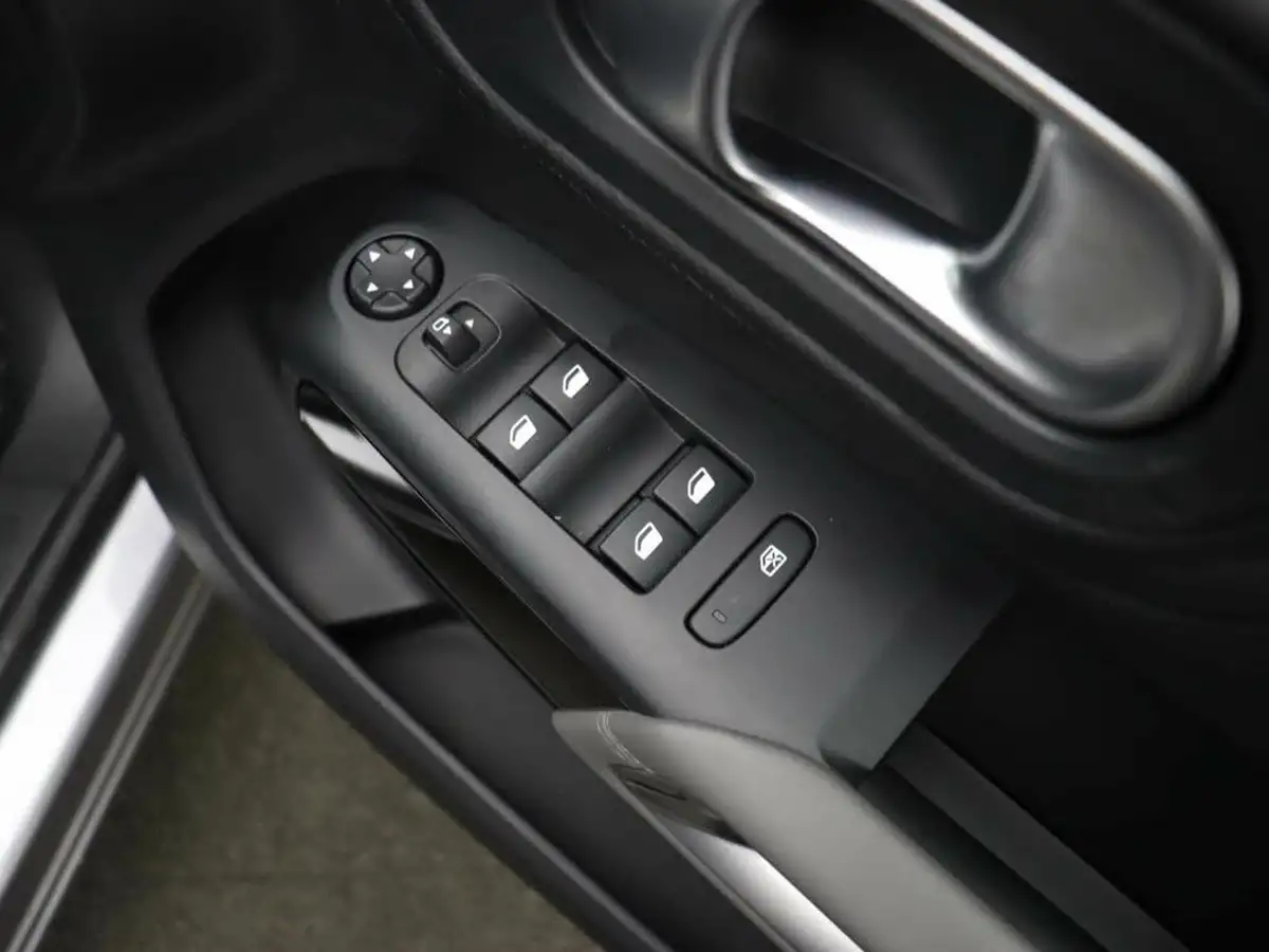 2022-citroen-c5-aircross-15bluehdi-shine-ss-big-27