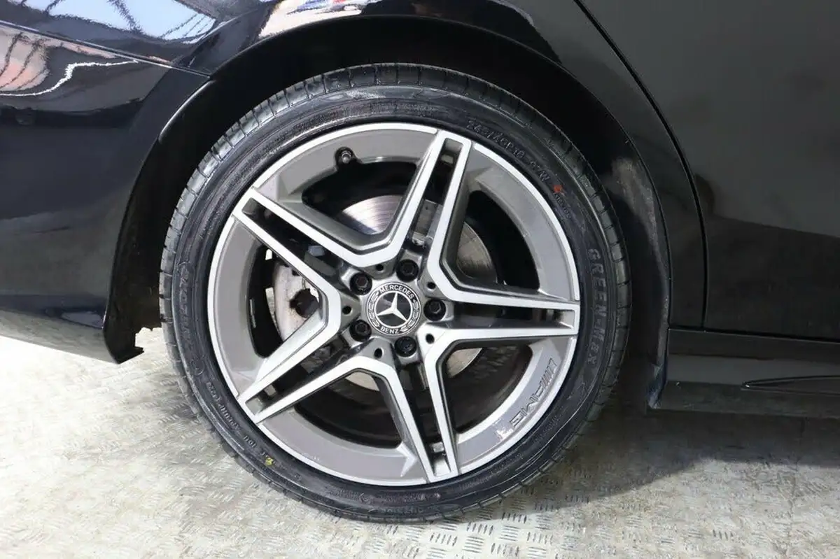2019-mercedes-benz-c-class-15-c200-amg-line-ss-saloon-4d-big-28