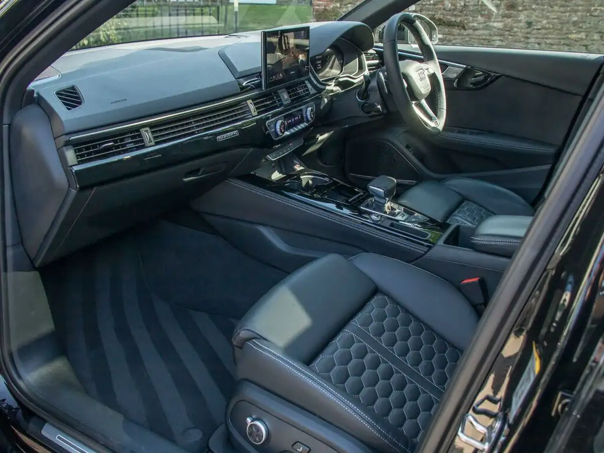 2024-audi-rs4-avant-29-tfsi-vorsprung-big-17
