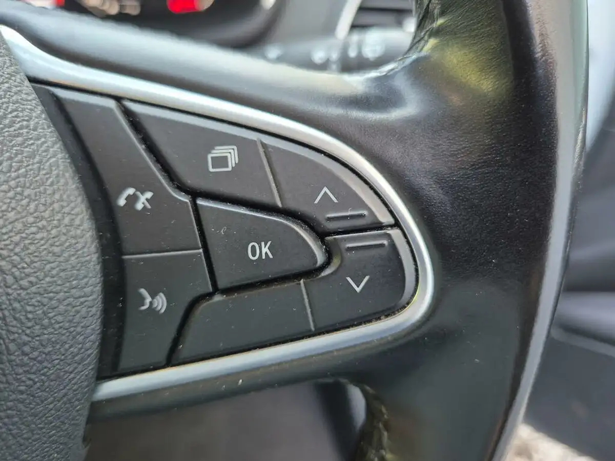 2021-renault-megane-15dci-iconic-sport-tourer-big-27