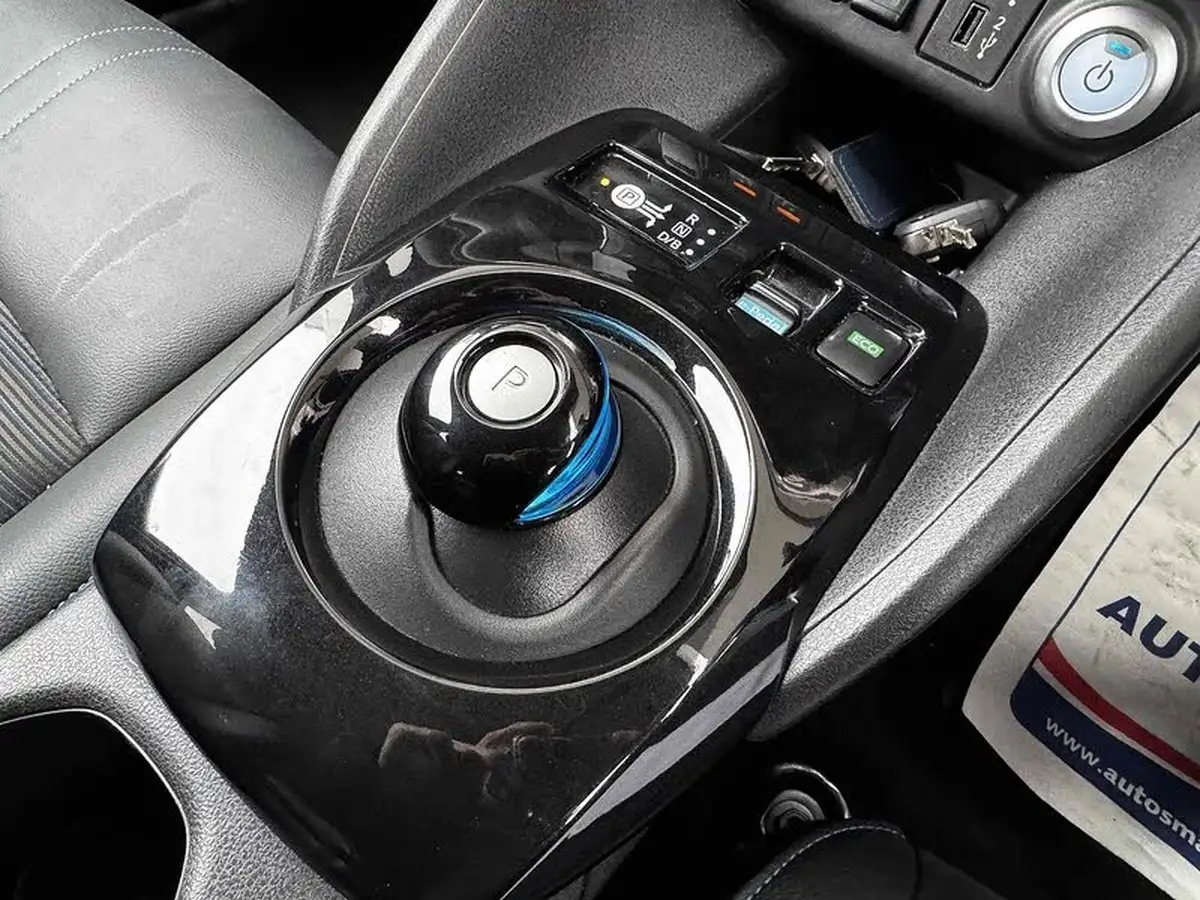 2021-nissan-leaf-e-e-n-connecta-big-41