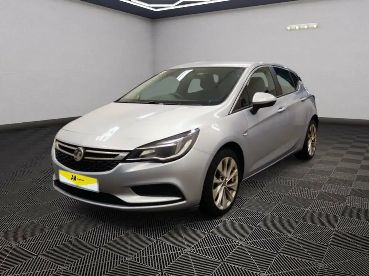 2017-vauxhall-astra-14i-16v-turbo-design-125ps-hatchback-big-1