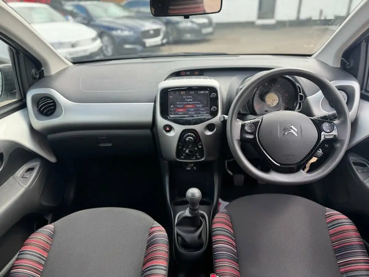 2017-citroen-c1-12-puretech-feel-5d-big-11