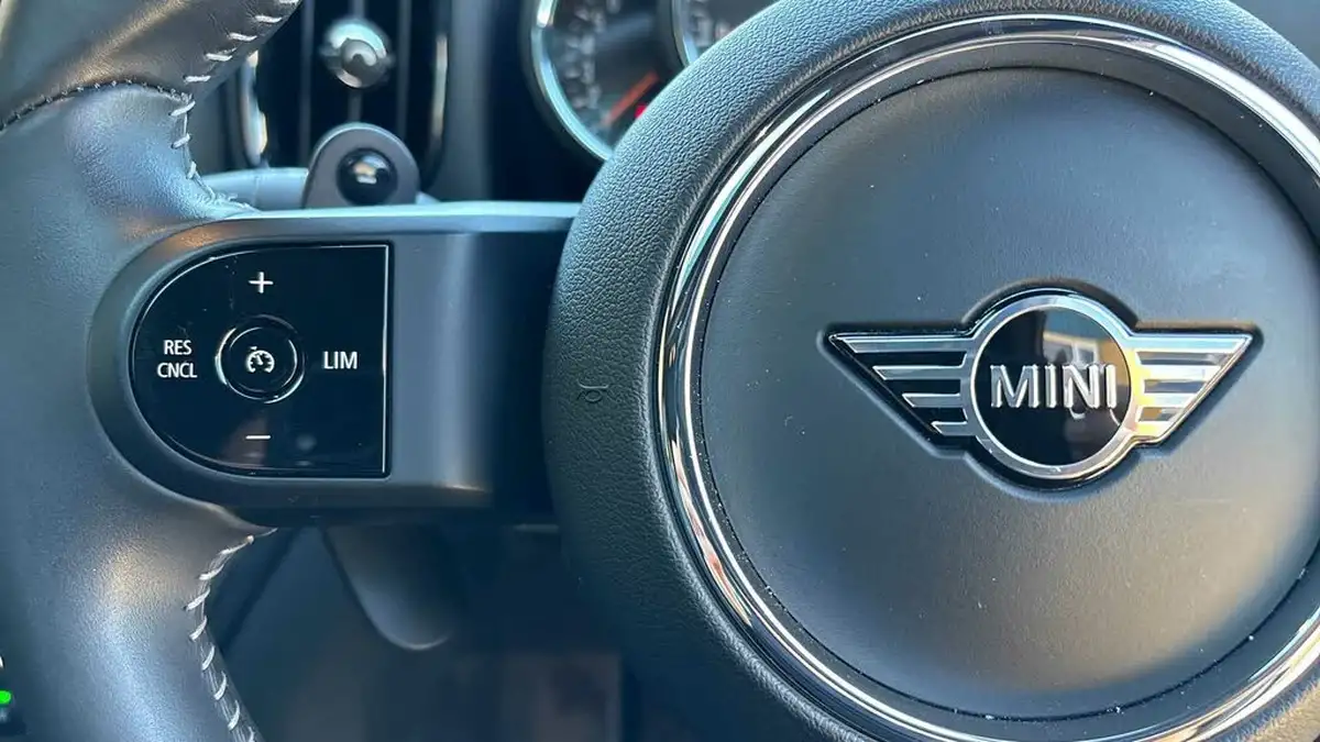 2023-mini-countryman-20-cooper-s-exclusive-premium-big-21