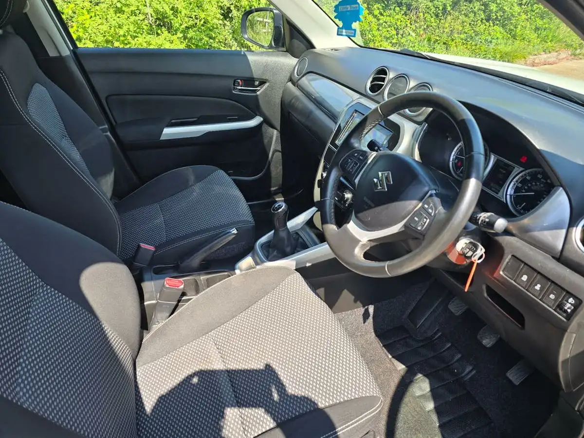 2018-suzuki-vitara-16-sz-t-big-30
