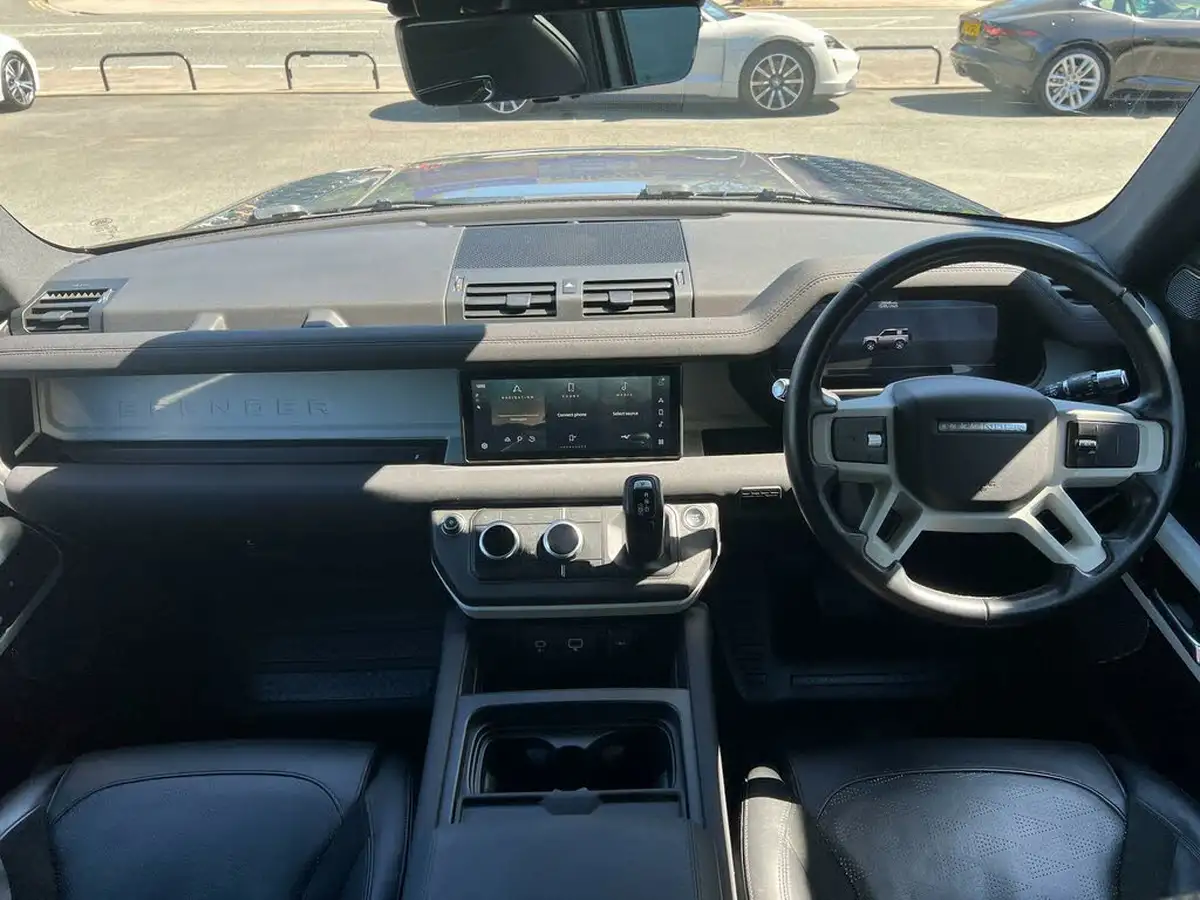 2021-land-rover-90-defender-30-d250-se-big-19