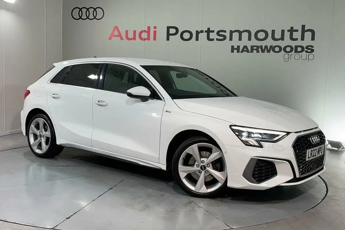 2022-audi-a3-14-40-tfsi-e-s-line-big-0