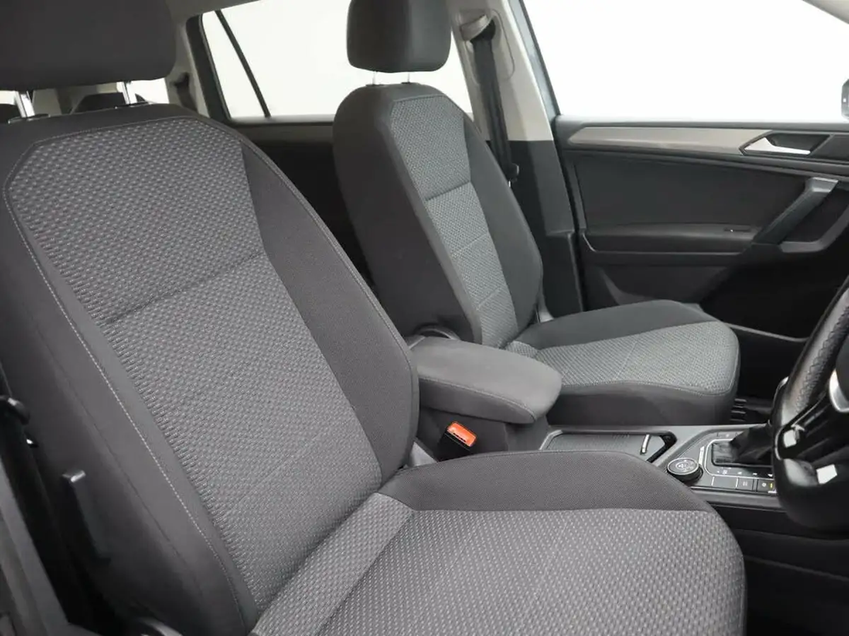 2021-volkswagen-tiguan-allspace-20tdi-match-4motion-dsg-big-14