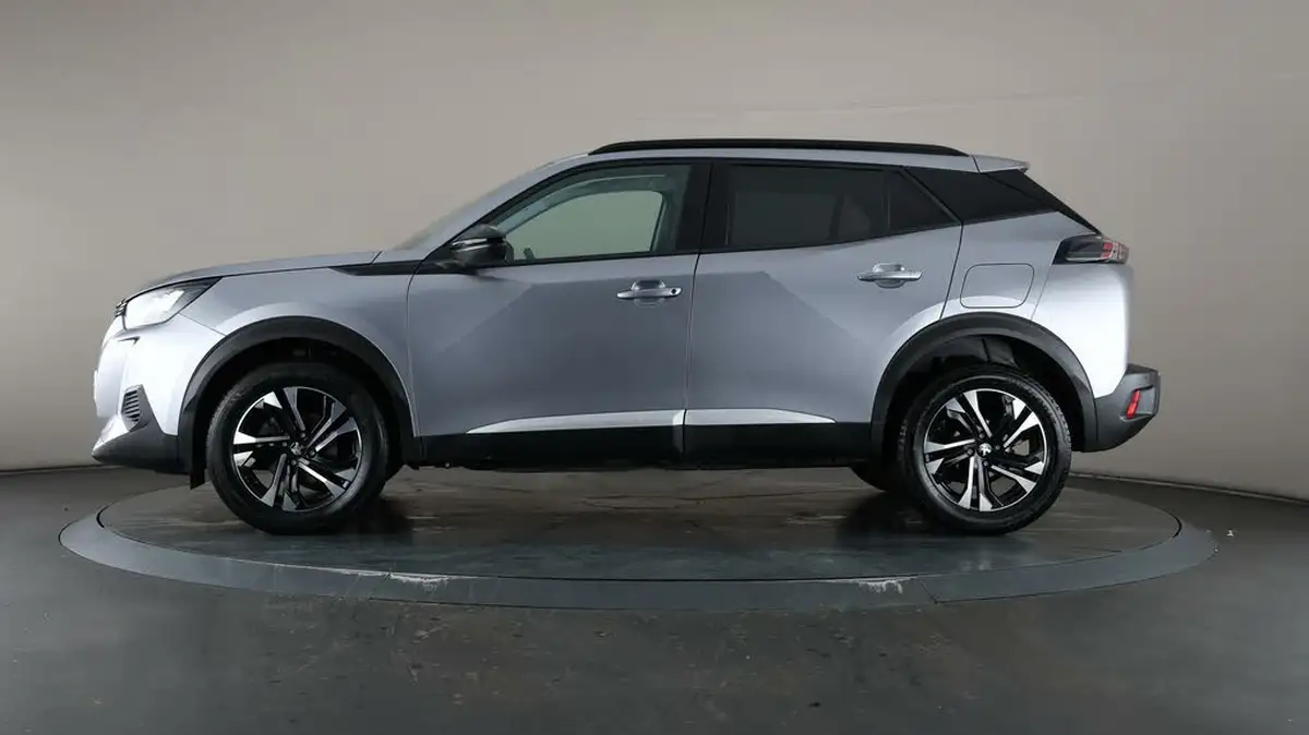 2022-peugeot-2008-suv-12-puretech-allure-premium-100bhp-big-35
