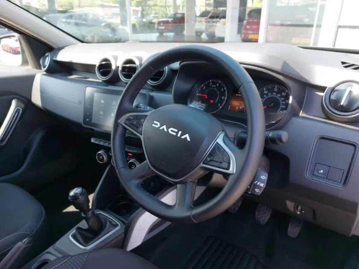 2024-dacia-duster-09-tce-journey-big-9