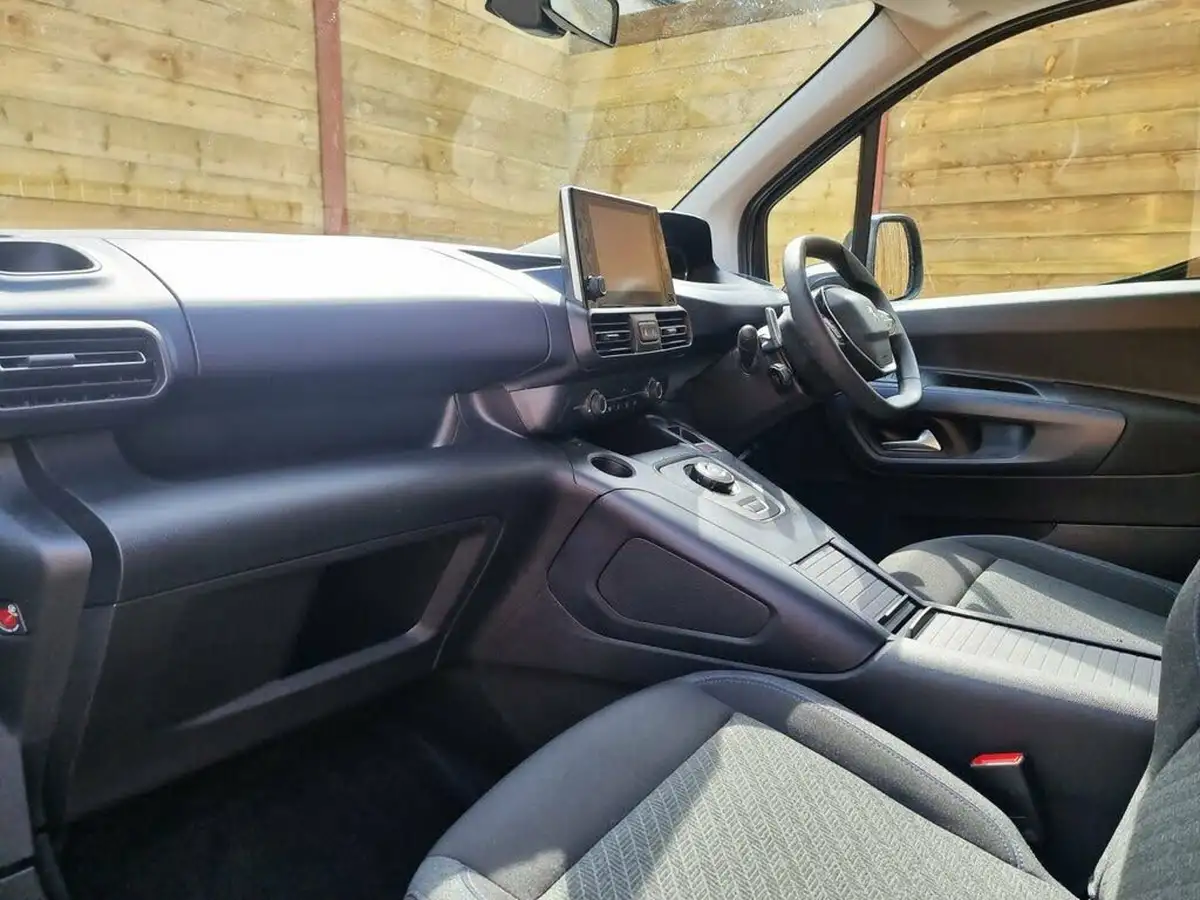 2023-peugeot-rifter-15-bluehdi-allure-130bhp-longss7-seats-eat8-big-18