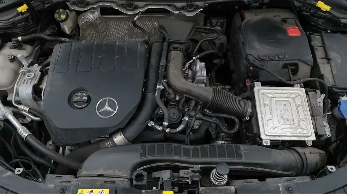 2023-mercedes-benz-gla-class-13-gla-200-amg-line-premium-station-wagon-big-19