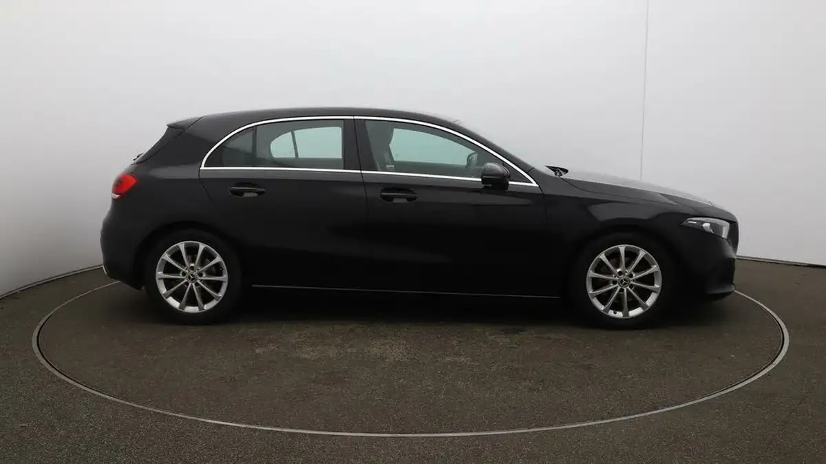 2018-mercedes-benz-a-class-15d-a180d-sport-116ps-executivess-hatchback-5d-7g-dct-big-47