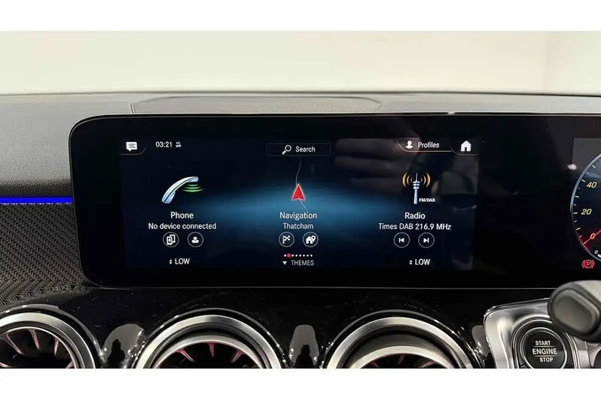 2021-mercedes-benz-glb-class-20d-glb200d-amg-line-premium-4matic-big-26