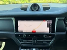 2022-porsche-macan-20-small-17