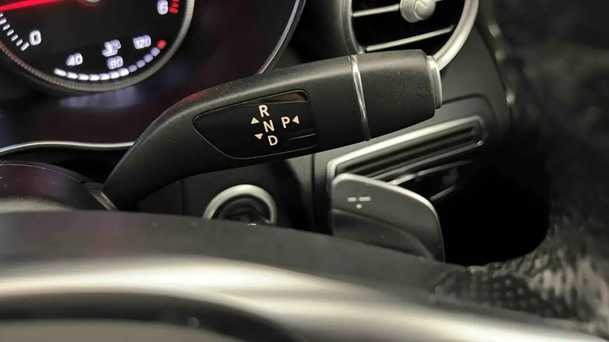 2016-mercedes-benz-c-class-21d-c220d-amg-line-170ps-ss-saloon-4d-auto-big-36