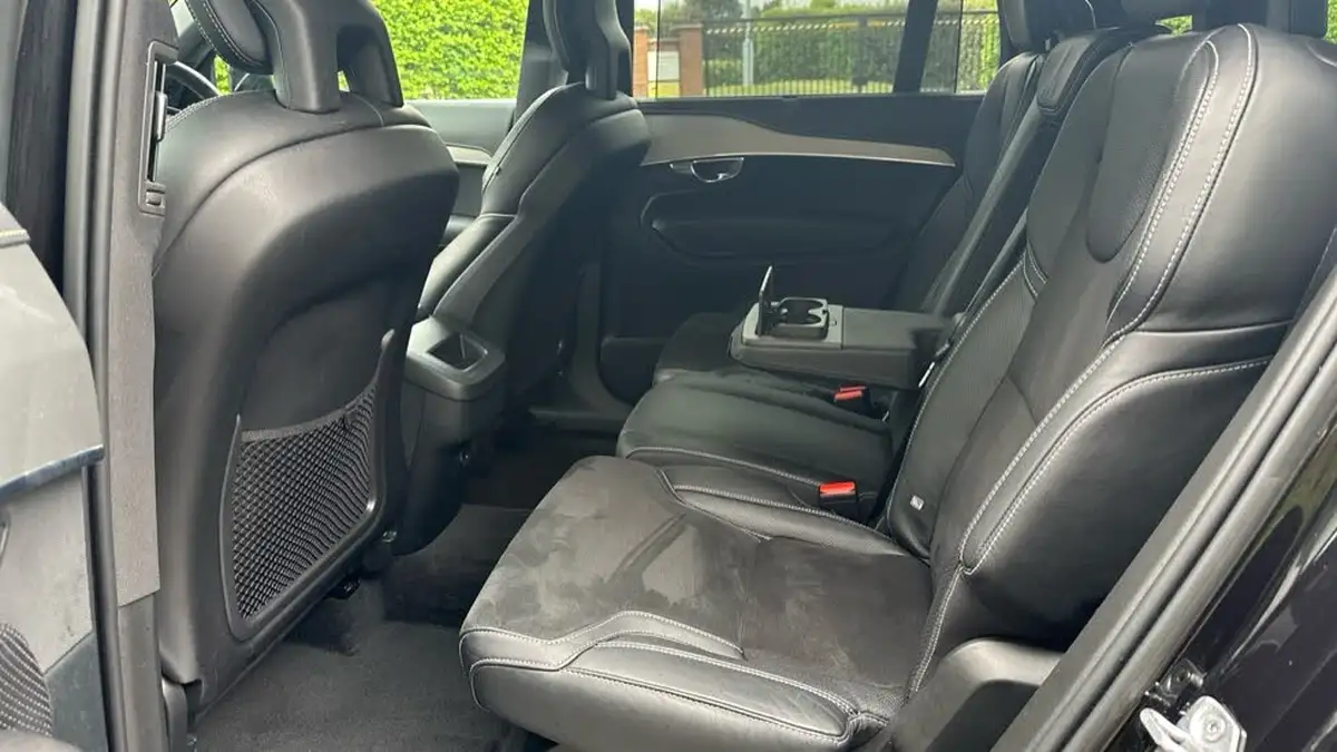 2021-volvo-xc90-20td-b5-r-design-big-23