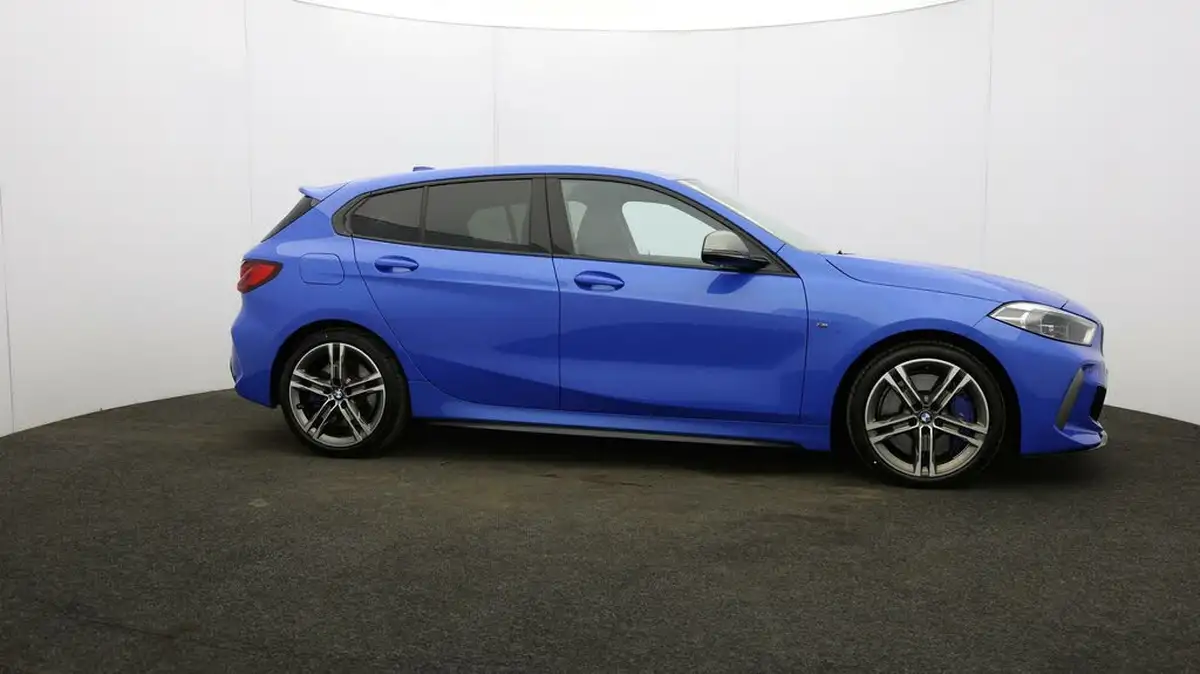 2021-bmw-1-series-20-m135i-xdrive-big-50