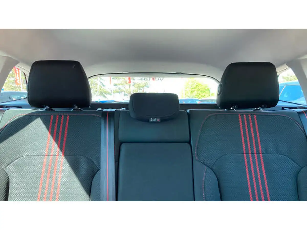 2021-renault-megane-13-tce-rs-line-sport-tourer-big-14