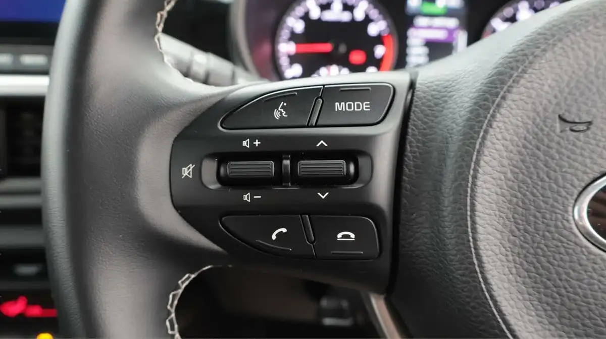 2020-kia-picanto-10-3-auto-seq-big-24