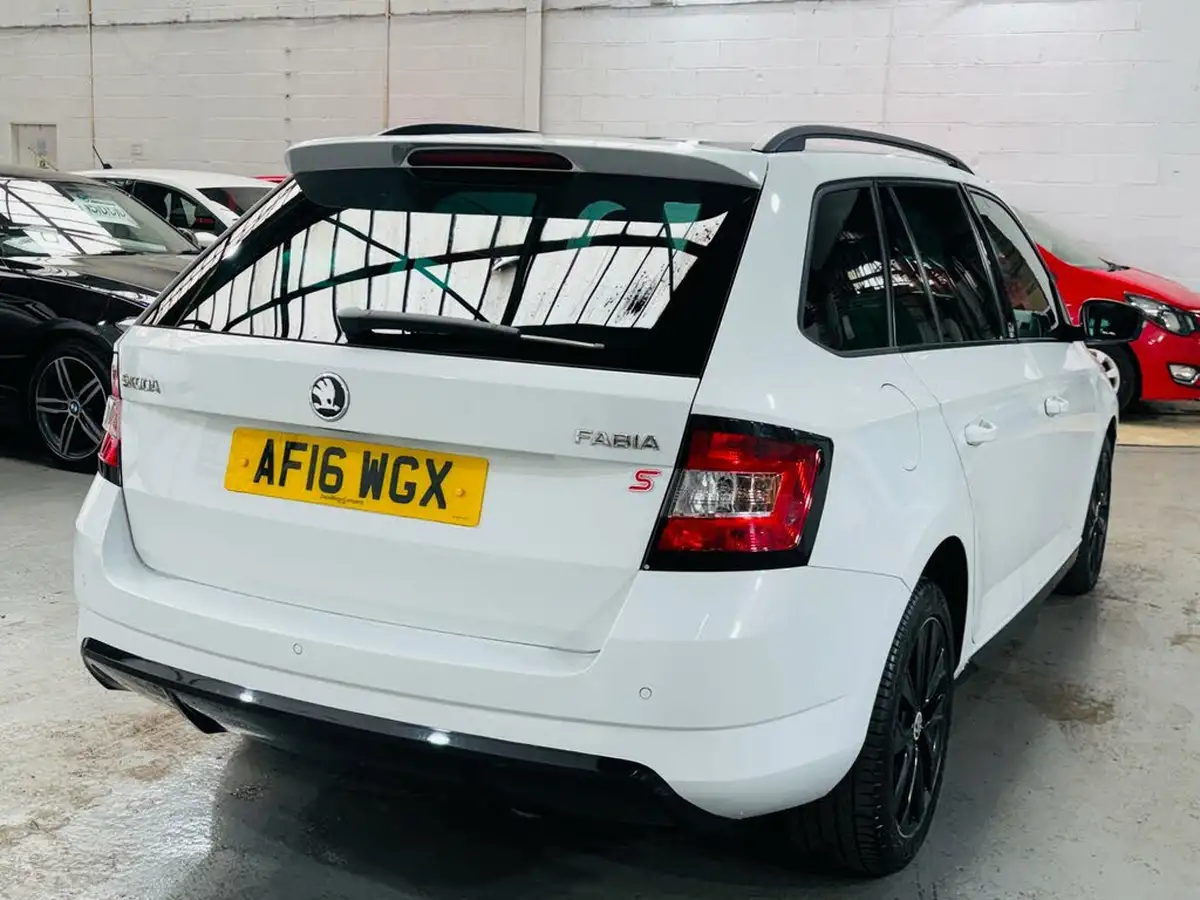 2016-skoda-fabia-14tdi-monte-carlo-90ps-estate-dsg-big-4
