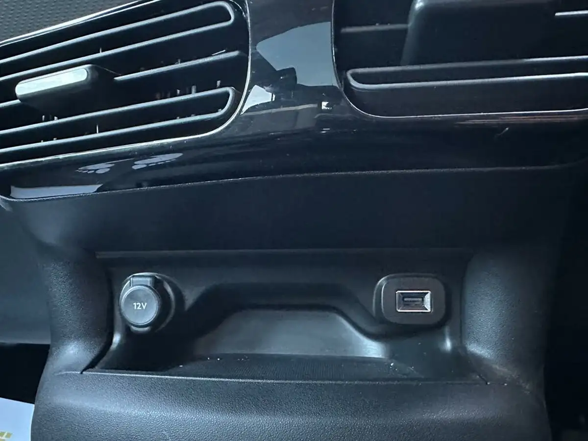 2019-citroen-c4-cactus-12-puretech-flair-130ps-eat6-big-43