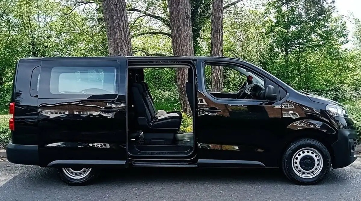2023-vauxhall-vivaro-life-e-combi-l-big-9