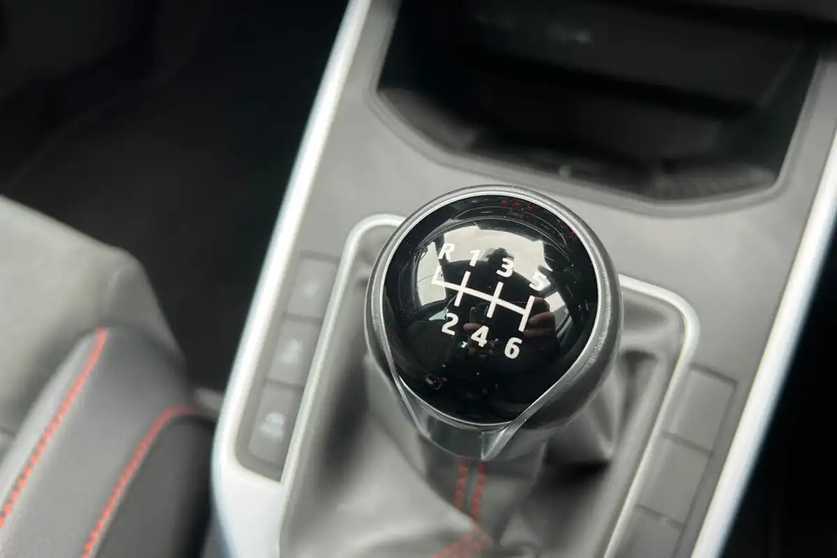 2021-seat-arona-10-tsi-fr-sport-110ps-big-35