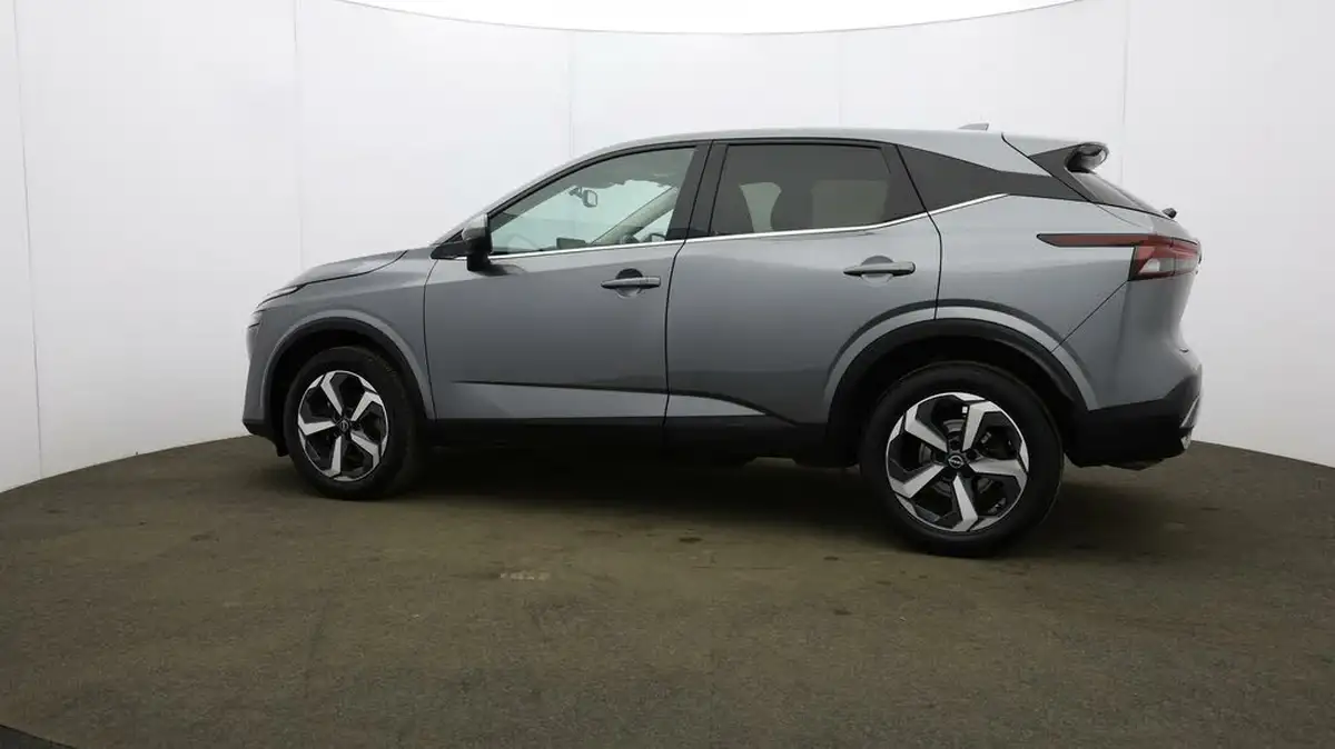 2022-nissan-qashqai-13-dig-t-n-connecta-140ps-big-65