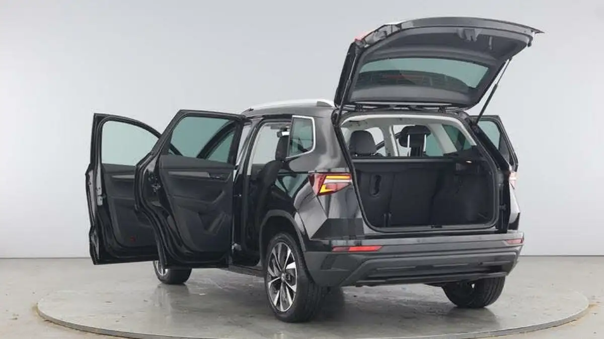 2022-skoda-karoq-10-tsi-se-l-big-10