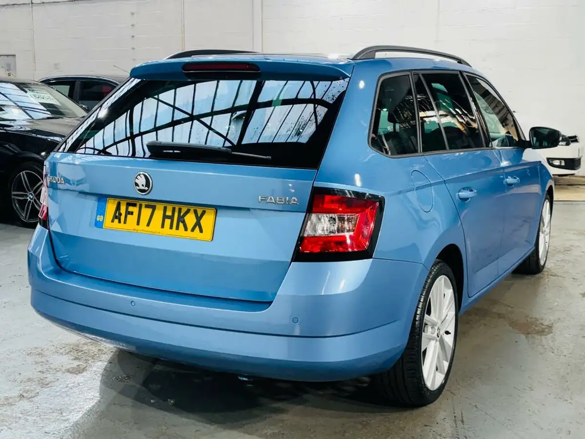 2017-skoda-fabia-12-tsi-se-l-109ps-estate-dsg-big-4