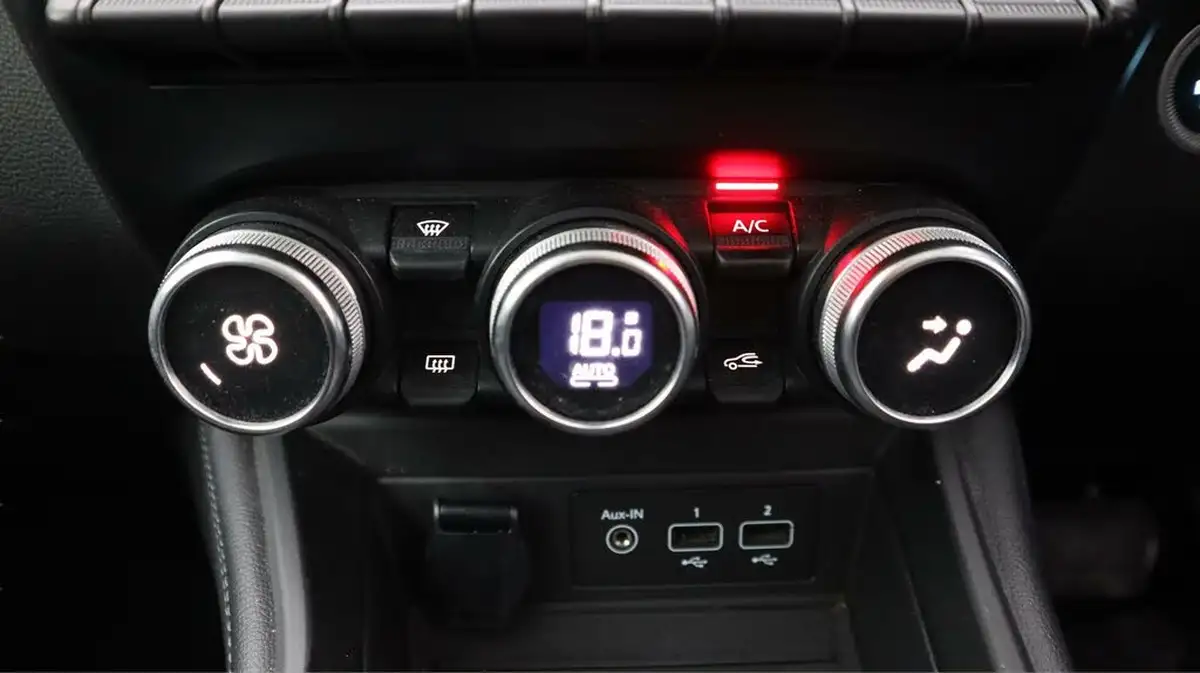 2021-renault-zoe-e-gt-line-big-12