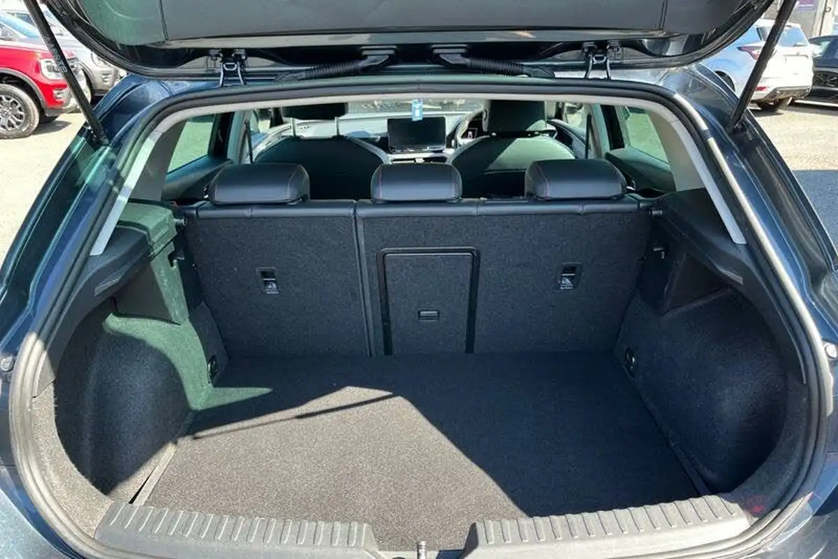 2021-seat-leon-14-e-hybrid-fr-hatchback-big-20