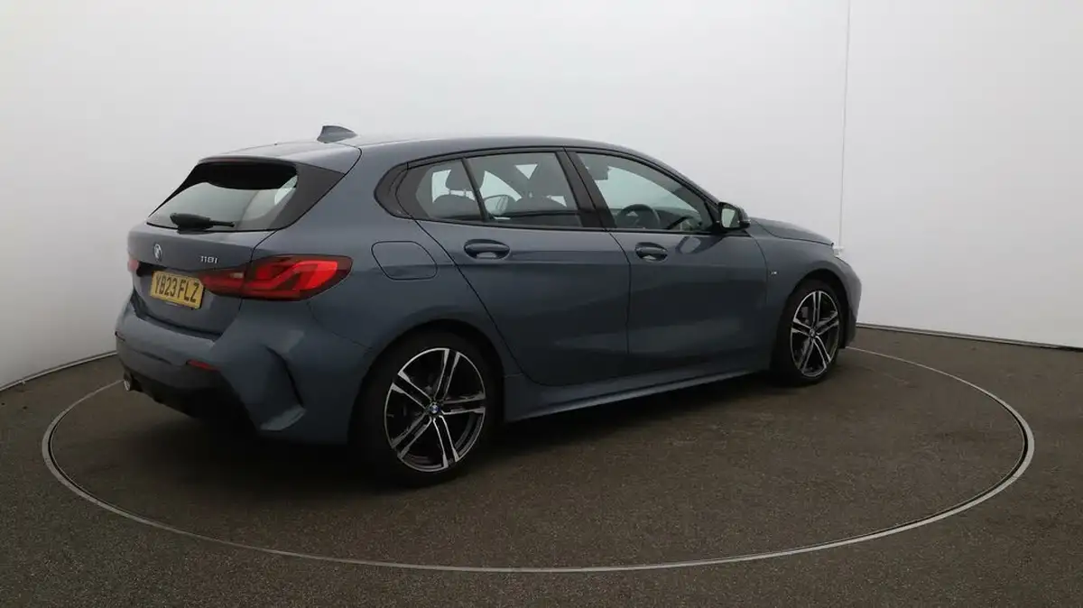 2023-bmw-1-series-15-118i-m-sport-lcp-dct-big-53
