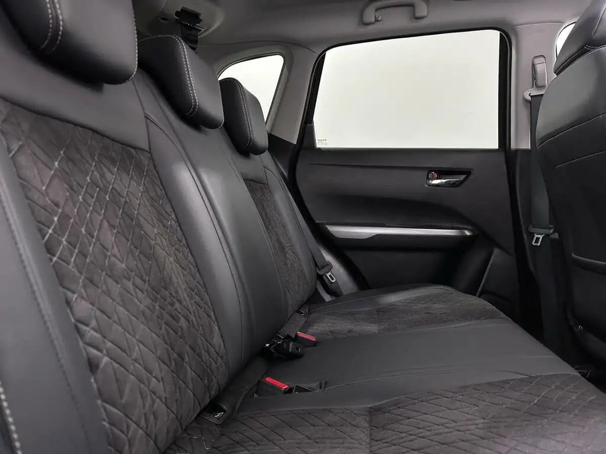 2021-suzuki-vitara-14-boosterjet-sz5-big-37