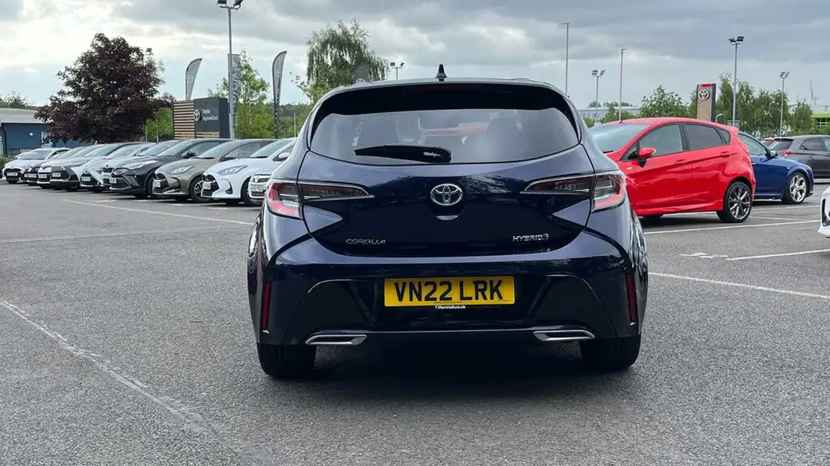 2022-toyota-corolla-20-vvt-i-design-181bhp-spare-wheel-hatchback-big-18