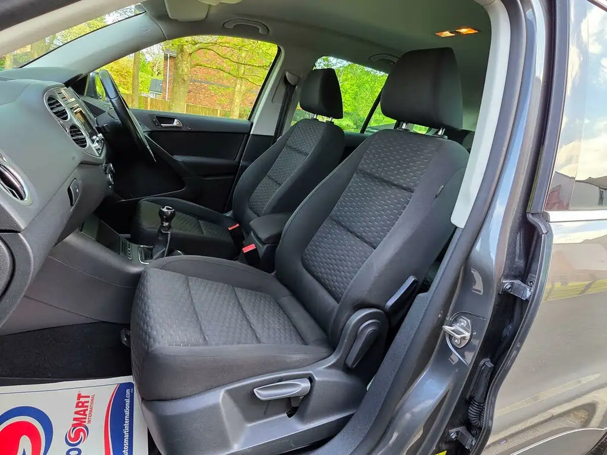 2011-volkswagen-tiguan-20td-match-140ps-big-11