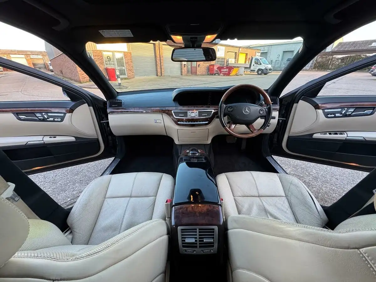 2009-mercedes-benz-s-class-30td-s320-cdi-big-33