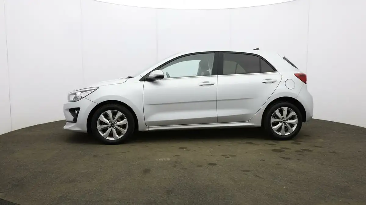 2022-kia-rio-10-t-gdi-3-big-67