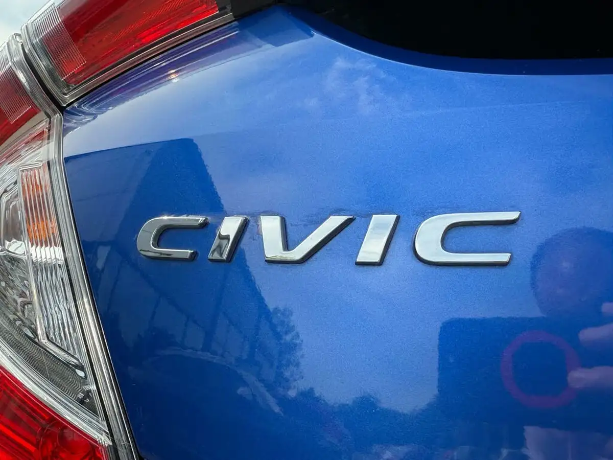2019-honda-civic-10-vtec-turbo-sport-line-big-39