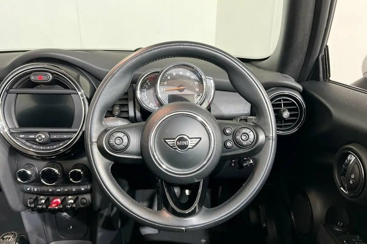2018-mini-cooper-15-cooper-series-ii-ss-convertible-2d-big-24