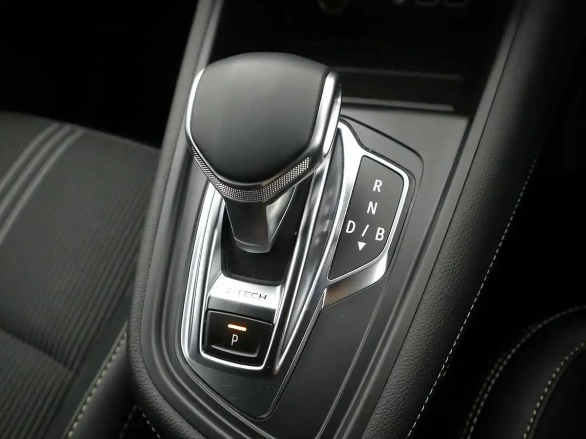 2023-renault-captur-16-e-tech-engineered-160ps-plug-in-big-29