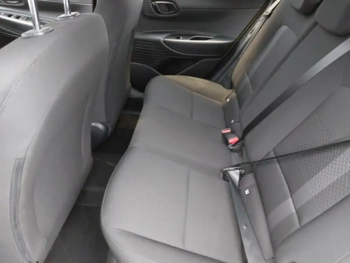 2024-hyundai-i20-10-t-gdi-advance-big-5